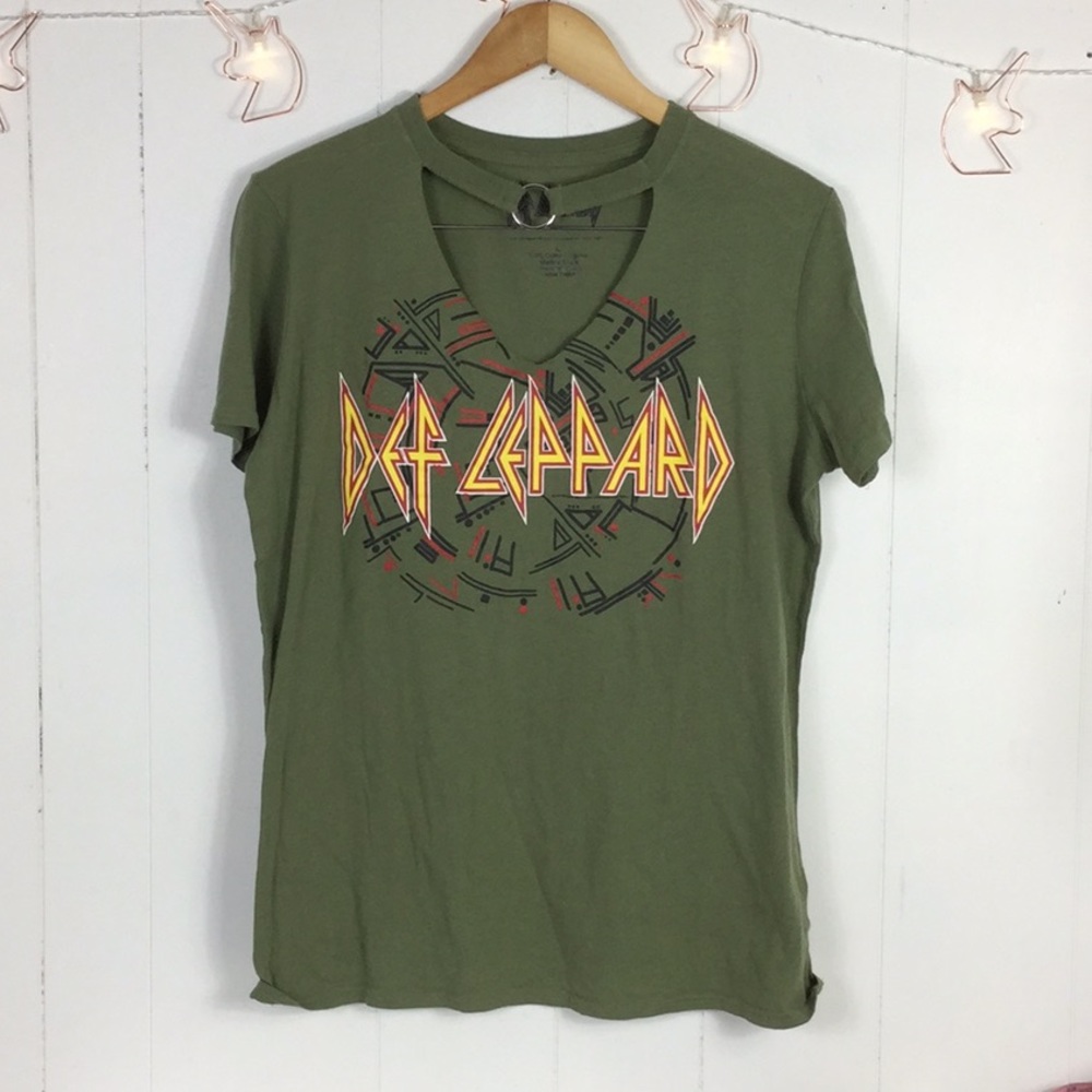 Def leopard rocker tee L NWT